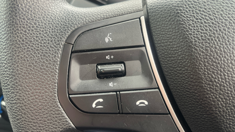 Hyundai i20 1.2 MPi S Connect 5dr Petrol Hatchback